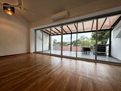 Sixth Avenue (D10), Terrace #524114421